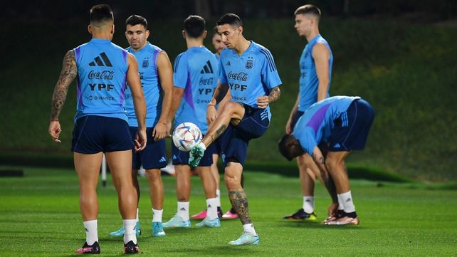 Di María volvió a entrenar con normalidad