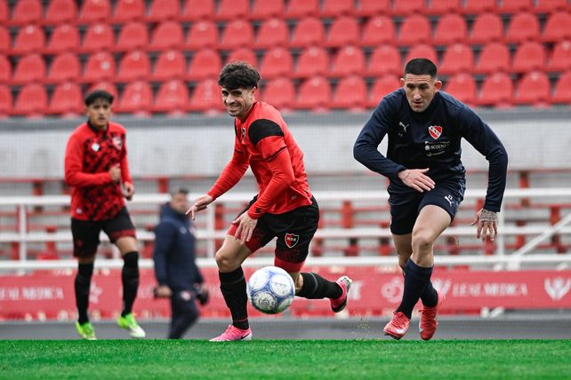Walter Mazzantti anotó el único gol de Newells en el ensayo ante Independiente.