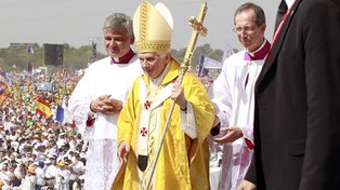 El Papa conden&oacute; la mentalidad individualista en su &uacute;ltimo d&iacute;a de visita a Espa&ntilde;a