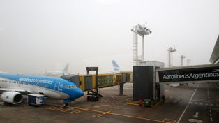 Aerolíneas Argentinas provee uniformes propios a mujeres piloto