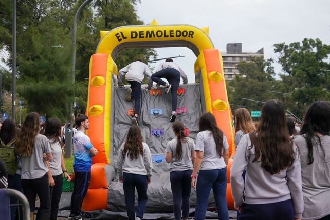 Comenzaron los Juegos Crear con la presencia de miles de chicos de la región