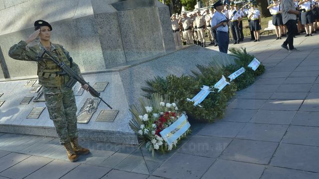 Se realizaron en Paraná los actos conmemorativos por la Batalla de Caseros y el Combate de San Lorenzo