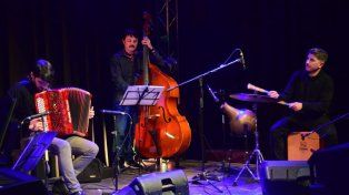 Fogón Entrerriano convocó al público en una nueva noche a sala llena