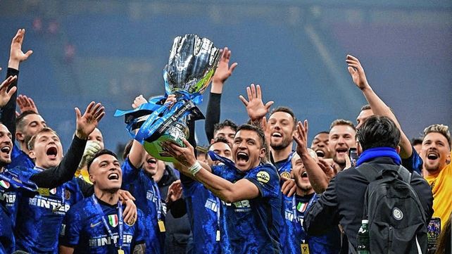 Inter derrotó a Juventus 2-1 y obtuvo la Supercopa de Italia.