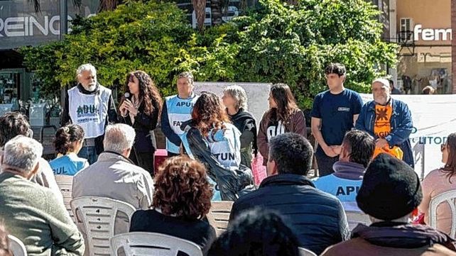 Universidades en la calle. Docentes