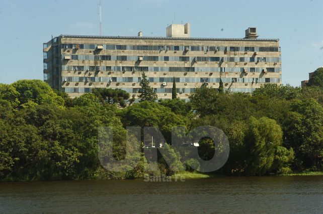 Comienza el pago de sueldo a los docentes