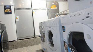 Arca ahora deja traer de Chile heladeras, lavarropas y cocinas regalados para Argentina