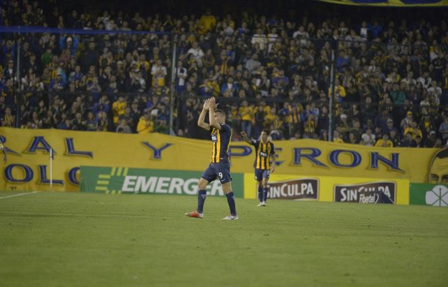 El capitán canalla Ruben decidió dejar Arroyito para mudarse a Brasil y jugar en Atlético Paranaense.&nbsp;