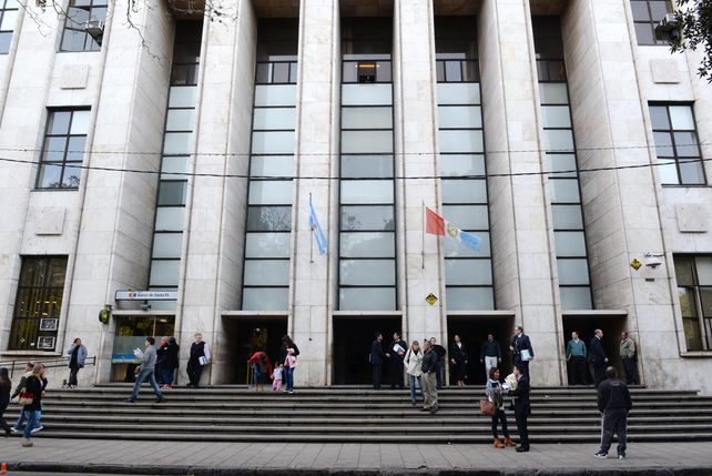 La jueza Valeria Vittóri admitió la adopción de un adolescente de 16 años con una pareja de mujeres.&nbsp;