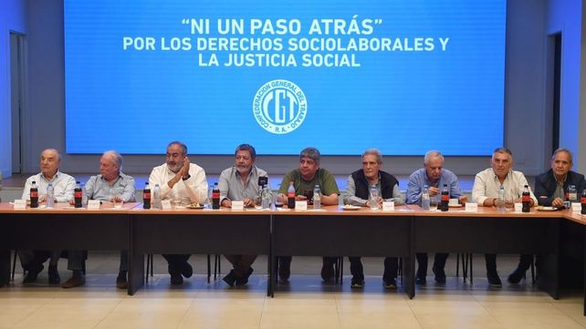 La CGT anunció un paro general para el 24 de enero con movilización