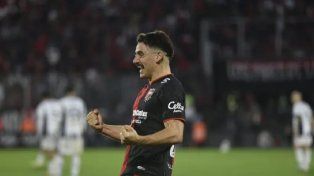 Newells derrotó a Talleres, en Rosario, en el debut de Sampaoli