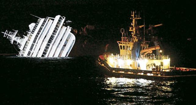 El crucero naufragado se mueve y amenaza con un desastre ambiental