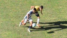 El lechero eliminó al cartero y llegó a la final por el ascenso. El lechero eliminó al cartero y llegó a la final por el ascenso.