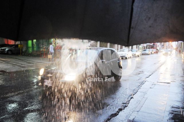 Llegó la lluvia y emitieron un alerta meteorológico por tormentas intensas para Santa Fe