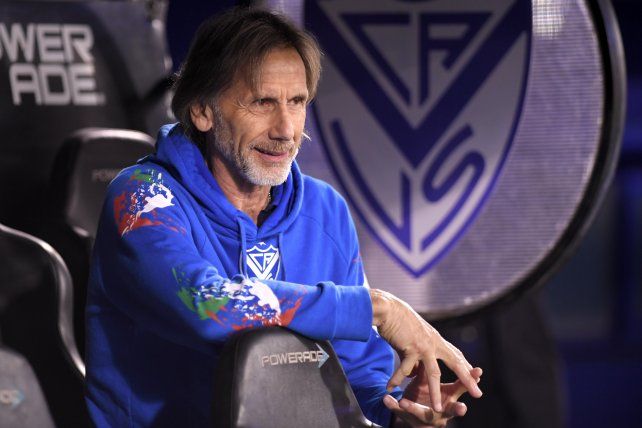 Ricardo Gareca: Quiero quedarme a pelearla en Vélez