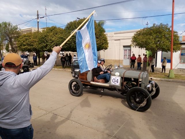 Vuelve el rally de autos clásicos y antiguos a María Juana