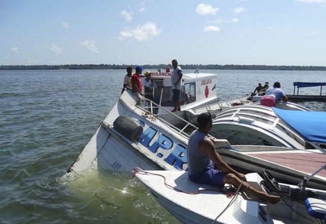 río xingú. Una misión de rescate en el bote Comandante Ribeiro.