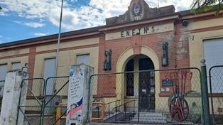 La Escuela Técnica de Bragado donde se produjo el robo del dinero para el viaje de egresados
