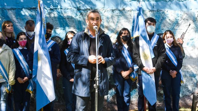 Emotivo acto en la plaza Soldado Desza: Malvinas está en el corazón de nuestro pueblo