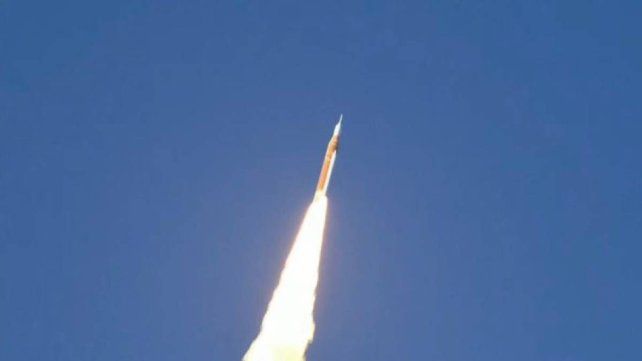 Histórico: despegó Artemis II, la primera misión tripulada de la Nasa que orbitará la Luna luego de más de 50 años