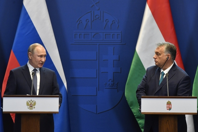 Putin visitó en octubre pasado al presidente de Hungría Viktor Orbán, quien es un paria en la comunidad europea. Con Xi, Putin puede mostrarse finalmente al lado de un protagonista global.