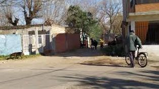 Uno de los ingresos a Villa Banana, barrio que se está urbanizando.