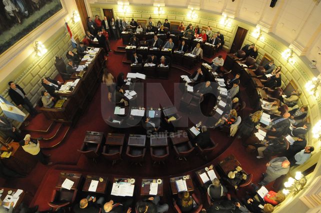 Legisladores rechazan el veto de Bonfatti por la Policía Judicial