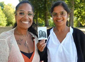 Nacieron en India y las adoptaron en Países Bajos: no sabían que son hermanas