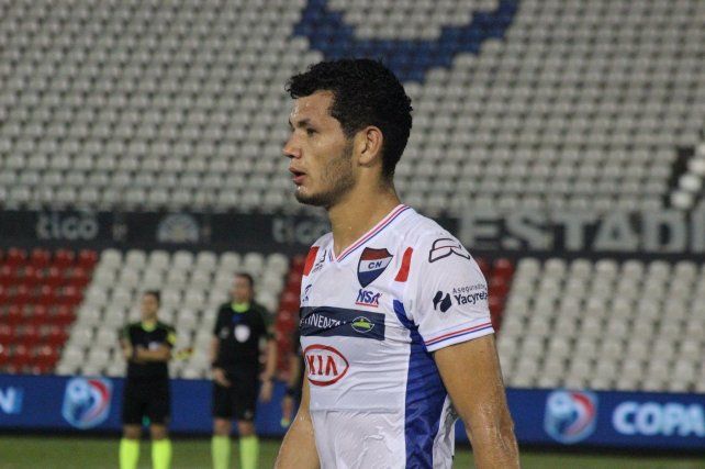 Garay viene de quedar libre en Nacional de Paraguay.