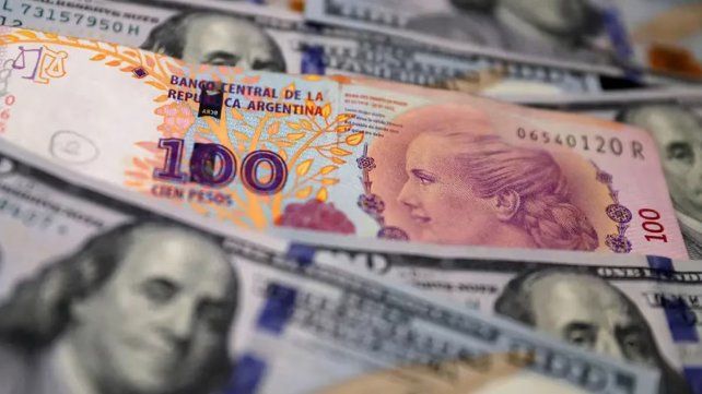 La cotización del dólar blue aumentó $674 en lo que va de 2023.