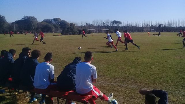 Atlético Paraná perdió en Santa Fe