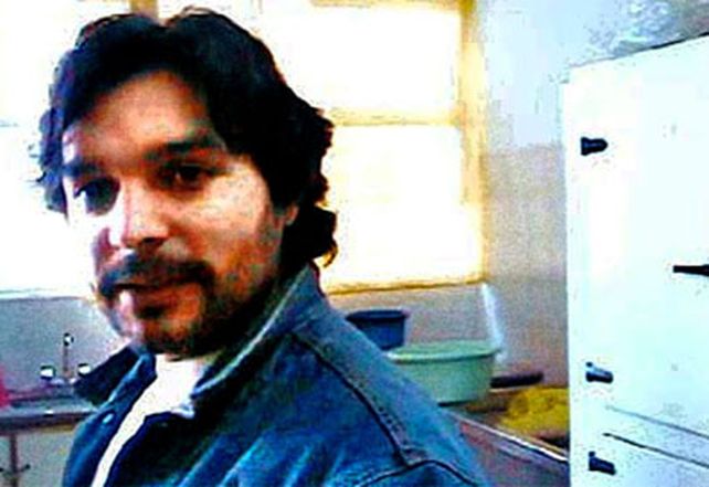 El docente tenía 40 años y dictaba clases de química en una escuela de Neuquén.