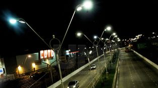 Realizan la prueba de luces en el circuito callejero “Santa Fe Ciudad”