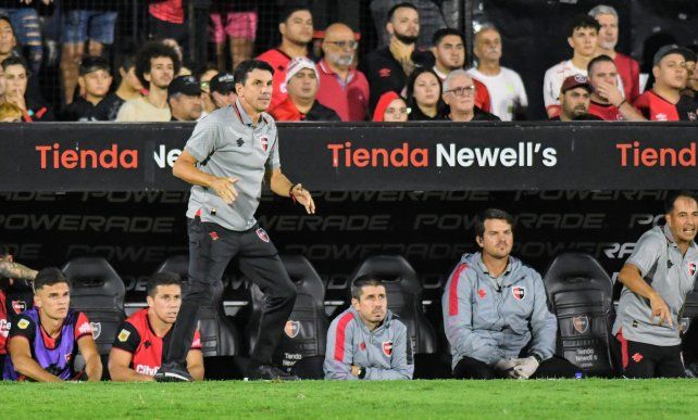 Está activo. El conductor rojinegro Mauricio Larriera arrancó bien en la nueva etapa