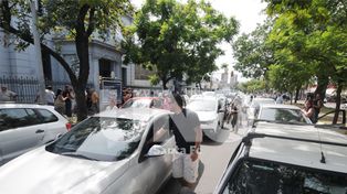 Vecinos de la Costa expresaron su bronca y malestar ante la EPE