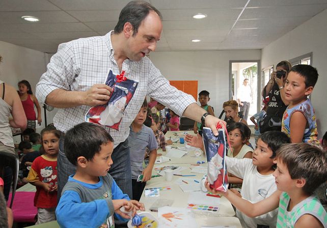 La Navidad empezó antes para los chicos del Solar de Villa Hipódromo