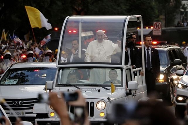 Francisco donó su papamóvil para ayudar a los niños en Gaza