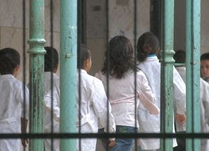 Santa Fe investiga amenazas en escuelas y advierte sobre el efecto contagio entre adolescentes