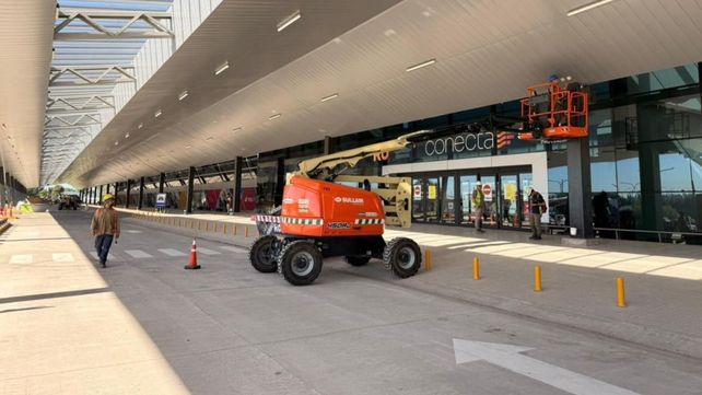 Desde el lunes vuelve a operar el aeropuerto de Rosario: más de 50 frecuencias semanales y siete destinos internacionales en verano