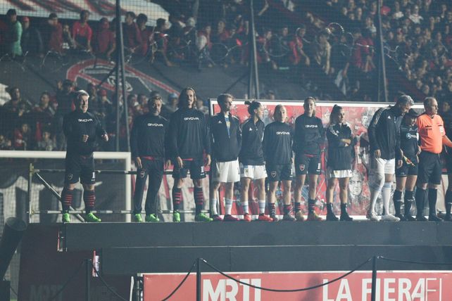 El Coloso late al ritmo de la fiesta de Maxi Rodríguez