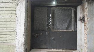 Balacera en zona sur: delincuentes en moto atacaron una barbería