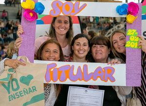 El Gobierno de Santa Fe titularizó a 50 mil docentes en 11 años