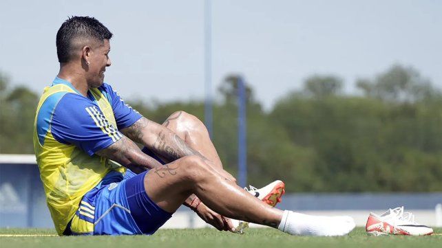 Rojo no terminó el entrenamiento y vuelve a ser duda en Boca