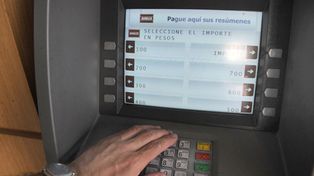 Un cajero autom&aacute;tico pag&oacute; 60 mil pesos de m&aacute;s