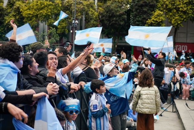 Rosario explotó por la final del Mundial: una multitud copó el Fontanarrosa para ver Argentina-España