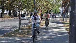 La provincia reportó casi 1.500 casos de coronavirus y la ciudad 100 contagios