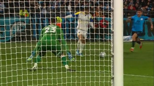 La primera del partido en cancha de Belgrano fue para el equipo de Jorge Almirón