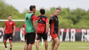 Bernardi pretende en Newell’s una reacción anímica que se traslade a lo futbolístico.