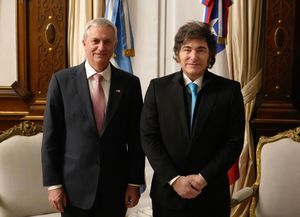 Viaje relámpago de Milei a Chile antes de grabar el contenido de la cadena nacional