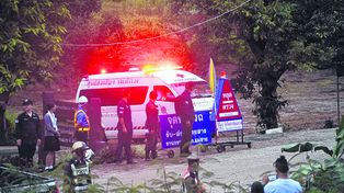 Rescataron a cuatro de los 12 niños tailandeses y hoy sigue la misión